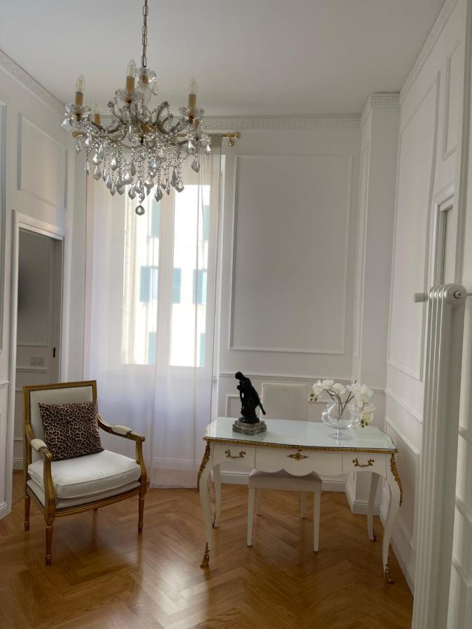 Bed And Breakfast King Plaza Rom Exteriör bild